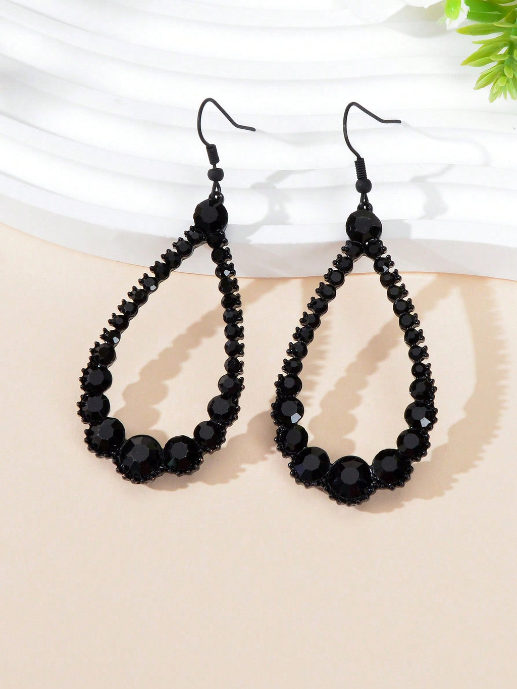 Black Lace Necklace with Teardrop Pendant Earrings Set - Elegant